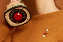 画像をギャラリービューアに読み込む, ARPITA MINI FANTASMA ブローチ