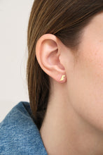 画像をギャラリービューアに読み込む, MINI BOLD DINO ピアス シングル
