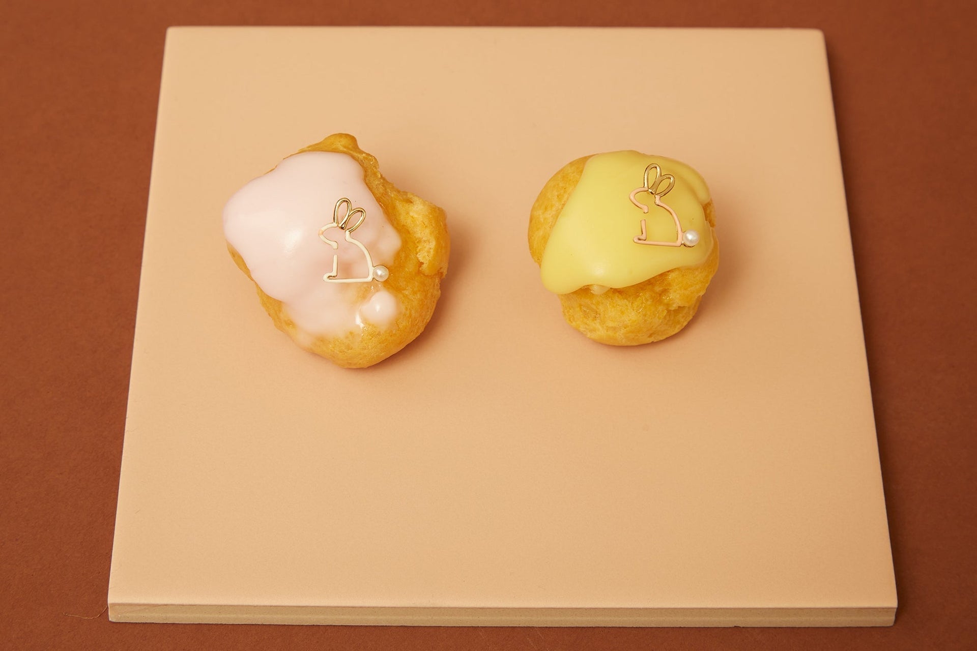 ウサギの金のピアス